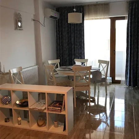 Apartament David Mamaia Nord - Navodari 公寓